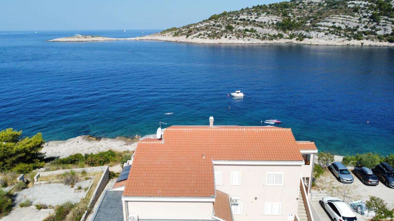 Direkt Am Meer-Apartments Puntaplanka Rogoznica  Exterior photo