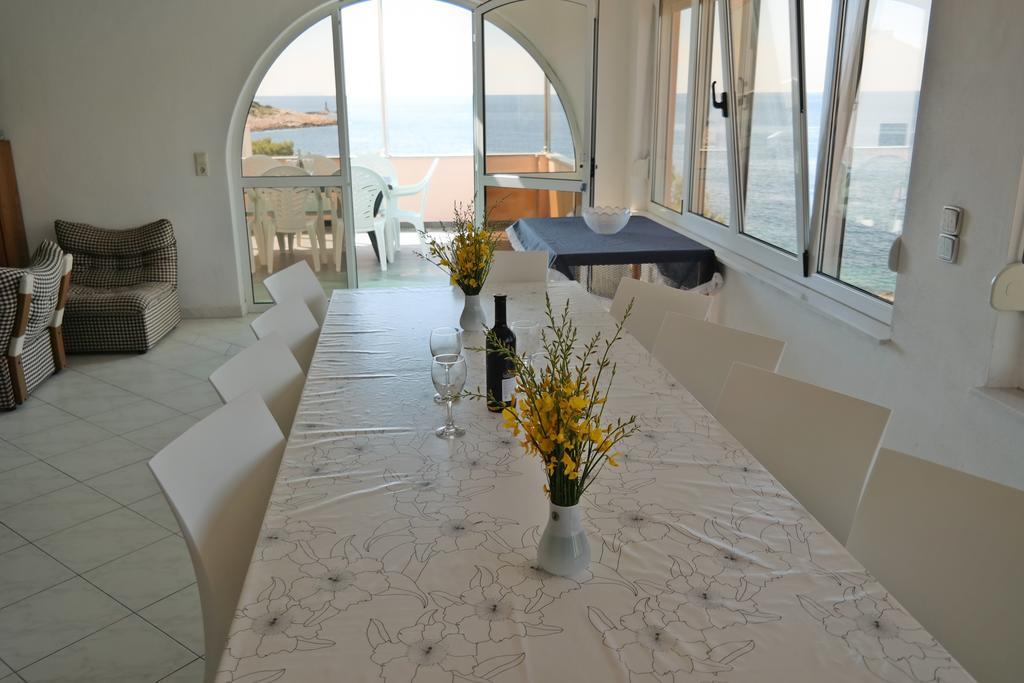 Direkt Am Meer-Apartments Puntaplanka Rogoznica  Exterior photo